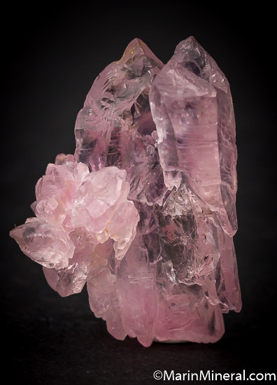 Rose Quartz from Sapucaia Mine, Galileia, Minas Gerais, Brazil [db_pics/pics/AR19a.jpg]