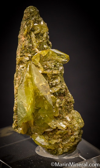 Sphene from Capelinha, Minas Gerais, Brazil [db_pics/pics/AR22b.jpg]