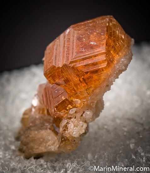 Grossular from Jeffrey Mine, Asbestos, Quebec, Canada [db_pics/pics/AR4b.jpg]
