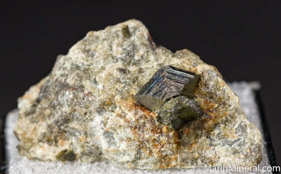 Arsenopyrite twin from Del Oro Gold Mine, Ontario, Canada [db_pics/pics/CT330a.jpg]