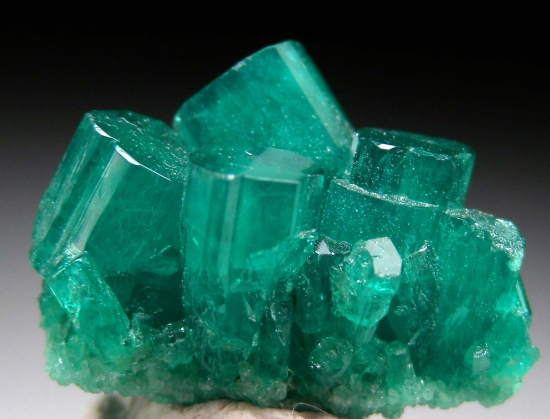 Chatham Emerald from California, USA [db_pics/pics/CT478e.jpg]