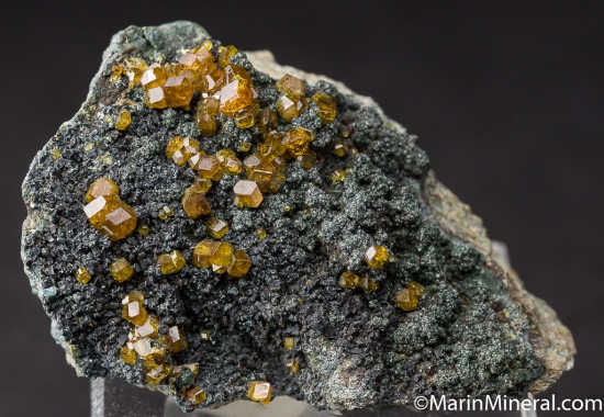 Andradite var. Topazolite from Yellow Cat Mine, San Benito Co., California, USA [db_pics/pics/D592a.jpg]