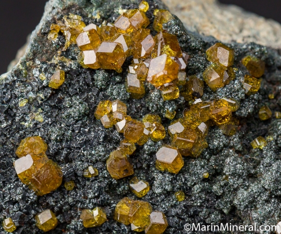 Andradite var. Topazolite from Yellow Cat Mine, San Benito Co., California, USA [db_pics/pics/D592c.jpg]