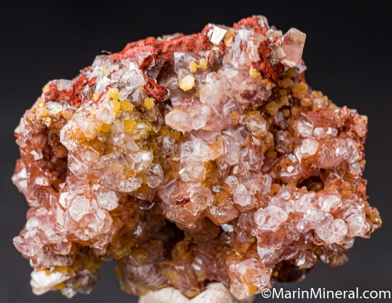 Mimetite with Calcite from Santa Eulalia, Chihuahua, Mexico [db_pics/pics/D662c.jpg]