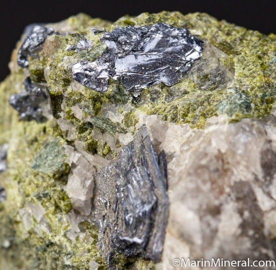 Molybdenite from Moore Creek Mine, Jackson, Calaveras Co., California, USA [db_pics/pics/D690d.jpg]