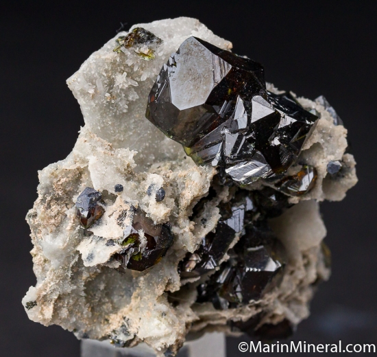 Sphalerite from Mogila Mine, Madan District, Bulgaria [db_pics/pics/E585b.jpg]