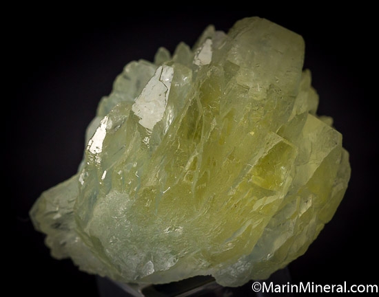 Prehnite from Merelani Hills, Arusha, Tanzania [db_pics/pics/J395b.jpg]