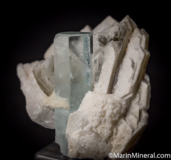 Aquamarine with Muscovite from Skardu, Pakistan [db_pics/pics/J411b.jpg]