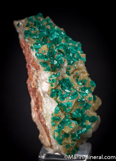 Dioptase on Calcite from Tsumeb, Namibia [db_pics/pics/J413c.jpg]