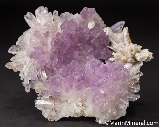 Anhydrite on Amethyst Quartz from Irai, Rio Grande do Sul, Brazil [db_pics/pics/J433a.jpg]