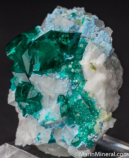 Dioptase with Plancheite from Tsumeb, Namibia [db_pics/pics/J684b.jpg]