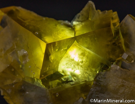 Quartz on Fluorite from Chebka sidi Said, Midelt, Meknes-Tafilalet Region, Morocco [db_pics/pics/J693c.jpg]