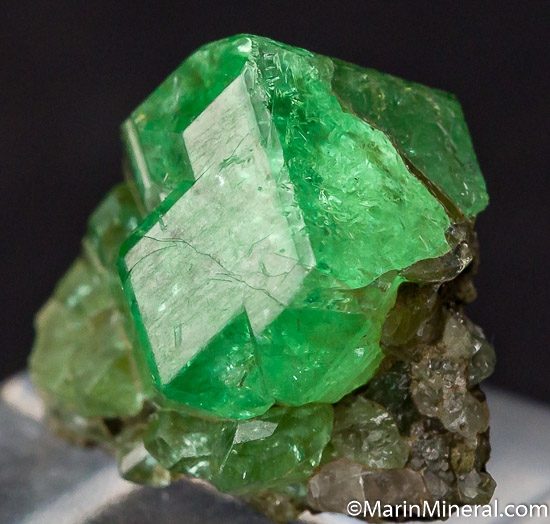 Tsavorite from Merelani Hills, Arusha, Tanzania [db_pics/pics/J721b.jpg]