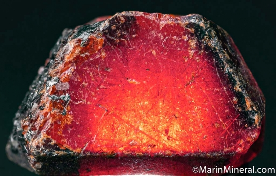 Sphalerite (twinned) from Merelani Hills, Arusha, Tanzania [db_pics/pics/K770d.jpg]