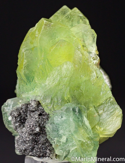 Prehnite from Merelani Hills, Arusha, Tanzania [db_pics/pics/K934b.jpg]