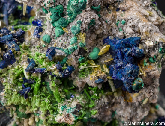 Azurite, Bayldonite after Mimetite, Wulfenite from Tsumeb, Namibia [db_pics/pics/LL141b.jpg]