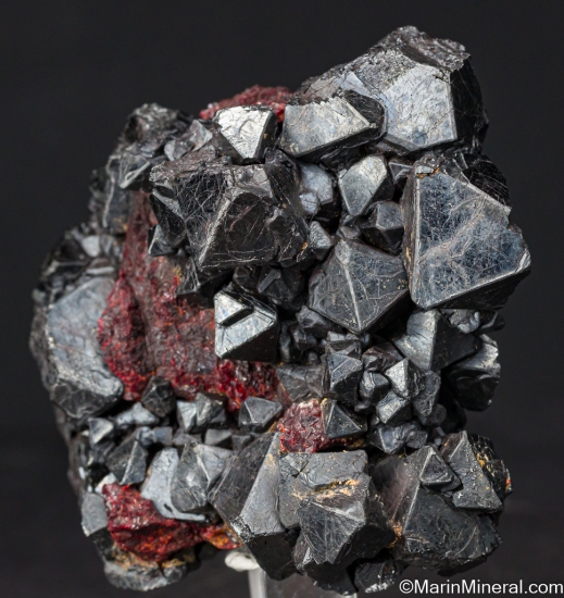 Franklinite with Zincite from Sterling Hill Mine, Ogdensburg, Franklin Mining District, New Jersey, USA [db_pics/pics/LL149b.jpg]