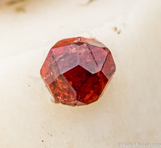 Spessartine, Quartz on Microcline from Audry Lynn Mine, Riverside Co., California, USA [db_pics/pics/LL154e.jpg]