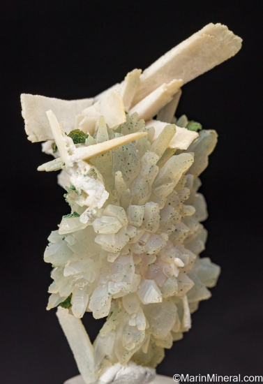 Quartz after Anhydrite on Quartz from Irai, Rio Grande do Sul, Brazil [db_pics/pics/LL157b.jpg]