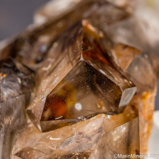 Quartz (pseudocubic!) from Minas Gerais, Brazil [db_pics/pics/LL206d.jpg]
