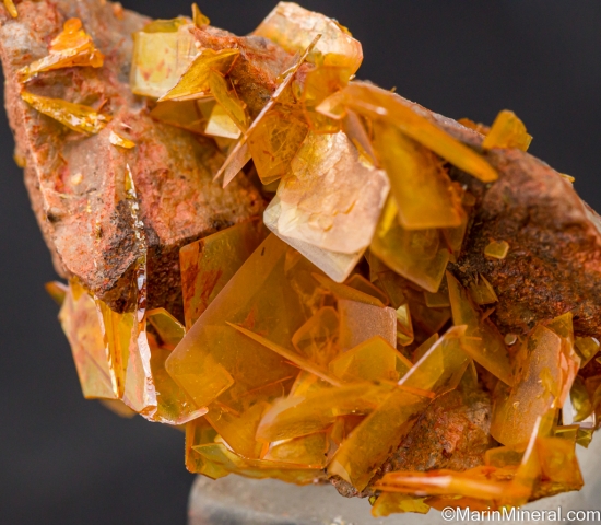 Wulfenite from Mammoth-Saint Anthony Mine, Tiger, Pinal Co., Arizona, USA [db_pics/pics/LL224e.jpg]
