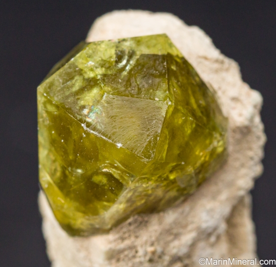 Grossular from Vilyui River Basin, Mirninsky District, Yakutia, Russia [db_pics/pics/LL311d.jpg]