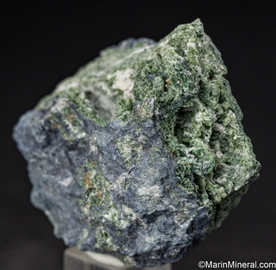 Jadeite crystals from Russian River, Cloverdale area, Mendocino Co., California, USA [db_pics/pics/LL395b.jpg]
