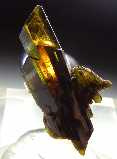 Clinozoisite from Tormiq, Skardu, Pakistan [db_pics/pics/LL475c.jpg]