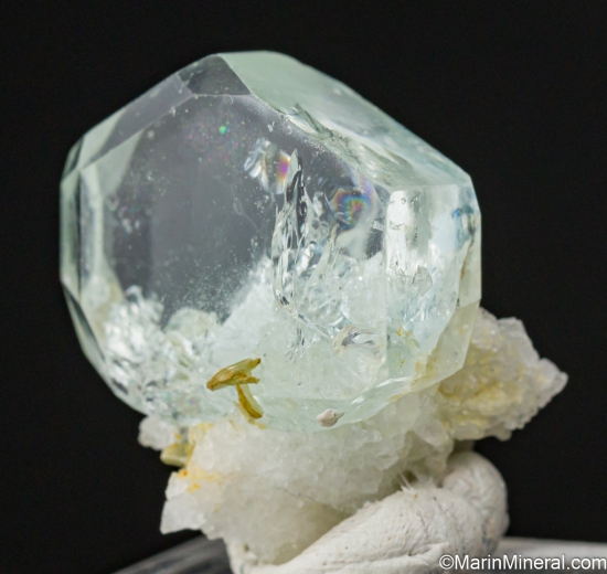 Aquamarine from Dara Pech, Kunar, Afghanistan [db_pics/pics/LL543b.jpg]