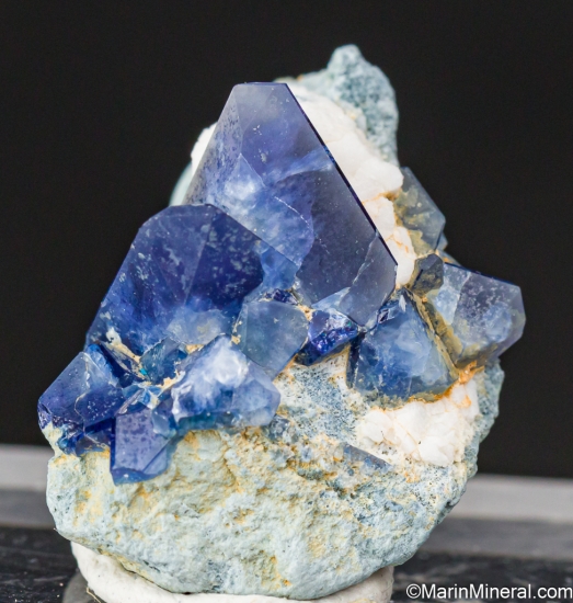 Benitoite from Gem Mine, San Benito Co., California, USA [db_pics/pics/LL571a.jpg]