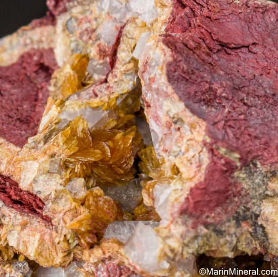 Tinzenite from Gambatesa Mine, Monte Copello, Reppia, Ne, Genoa, Liguria, Italy [db_pics/pics/LL639d.jpg]