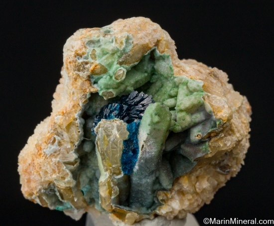 Veszelyite from Dongchuan, Kunming, Yunnan, China [db_pics/pics/LL698a.jpg]