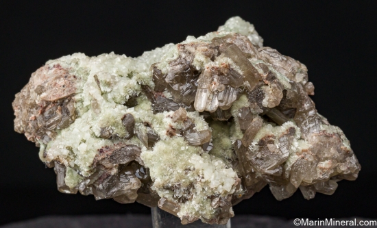 Willemite on Cerussite from Tsumeb, Namibia [db_pics/pics/LL736a.jpg]