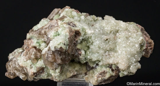 Willemite on Cerussite from Tsumeb, Namibia [db_pics/pics/LL736c.jpg]