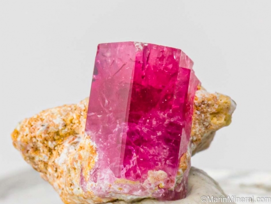 Red Beryl from Violet Claims, Wah Wah Mountains, Beaver Co., Utah, USA [db_pics/pics/LL960b.jpg]