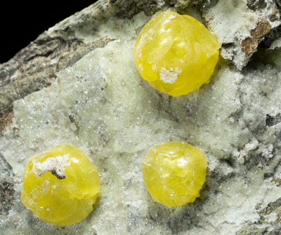 Brucite from Killa Saifullah, Balochistan, Pakistan [db_pics/pics/LV274b.jpg]