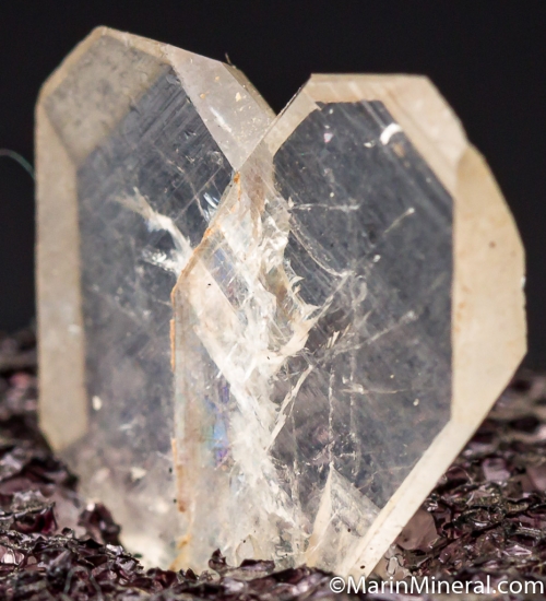 Quartz from Narushima, Nagasaki Pref., Japan [db_pics/pics/M229b.jpg]