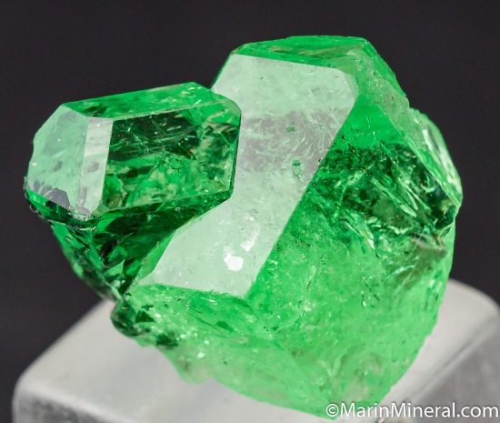 Tsavorite from Merelani Hills, Arusha, Tanzania [db_pics/pics/M565a.jpg]