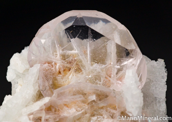 Morganite from Kunar, Afghanistan [db_pics/pics/M612d.jpg]