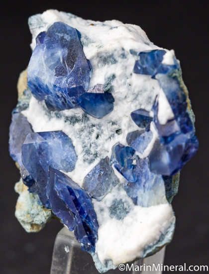 Benitoite from Gem Mine, San Benito Co., California, USA [db_pics/pics/M659b.jpg]