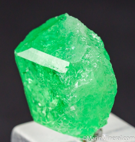 Tsavorite from Merelani Hills, Arusha, Tanzania [db_pics/pics/M788b.jpg]