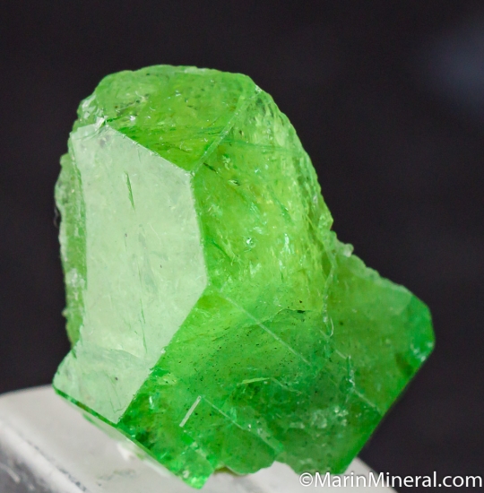 Tsavorite from Merelani Hills, Arusha, Tanzania [db_pics/pics/M794b.jpg]