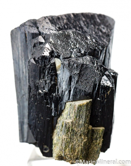 Ilvaite from Huanggang Mine, Inner Mongolia, China [db_pics/pics/M870c.jpg]