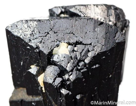 Ilvaite from Huanggang Mine, Inner Mongolia, China [db_pics/pics/M870e.jpg]