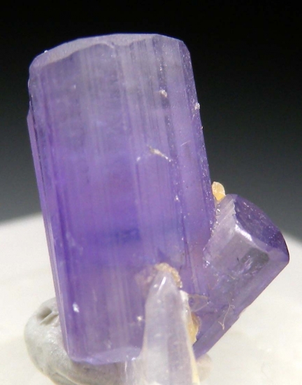 Apatite from Pederniera Mine, Minas Gerais, Brazil [db_pics/pics/MK148a.jpg]