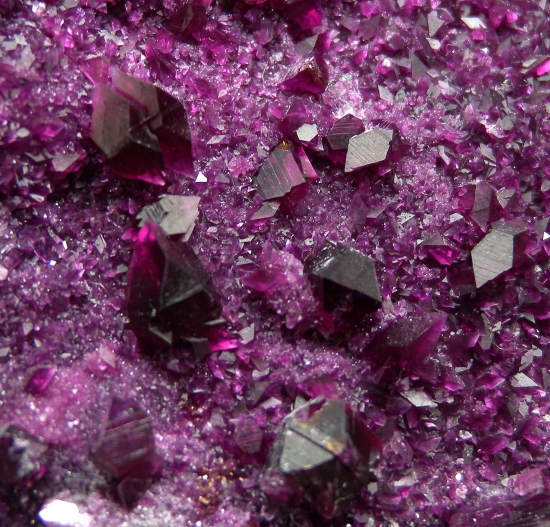 Clinochlore var. Kammererite from Kop Krom Mine, Kop Daglari, Erzurum Province, Turkey [db_pics/pics/MK172d.jpg]