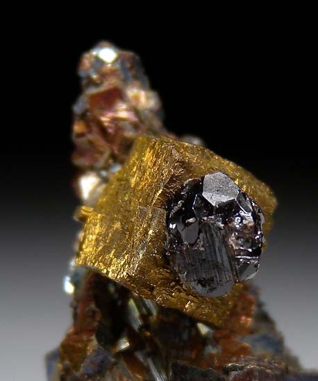 Arsenopyrite 'spaceship' with Chalcopyrite and Cassiterite from Panasquiera, Portugal [db_pics/pics/SM448f.jpg]