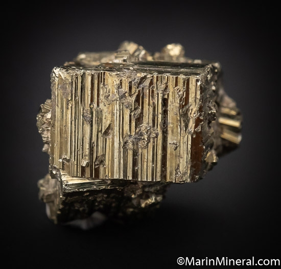 Pyrite from Ashio Mine, Honshu Island, Japan [db_pics/pics/SM472e.jpg]