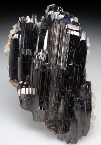 Calcite on Ferberite from Panasquiera, Portugal [db_pics/pics/SM498a.jpg]