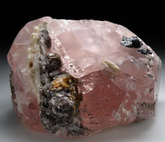 Morganite from Minas Gerais, Brazil [db_pics/pics/SM511e.jpg]